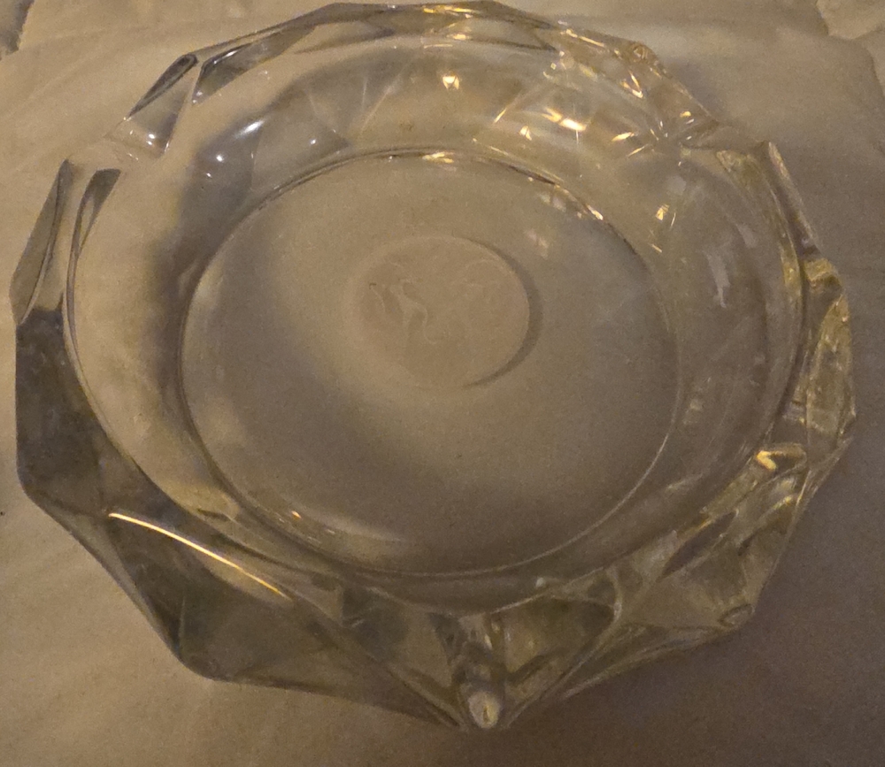 Elegant Clear Glass Ashtray